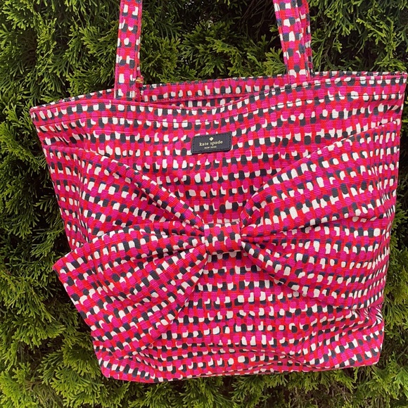 Kate Spade pink & red large bow fabric tote - Picture 2 of 11